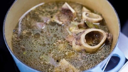 A receita mais fácil de sopa de caldo de osso